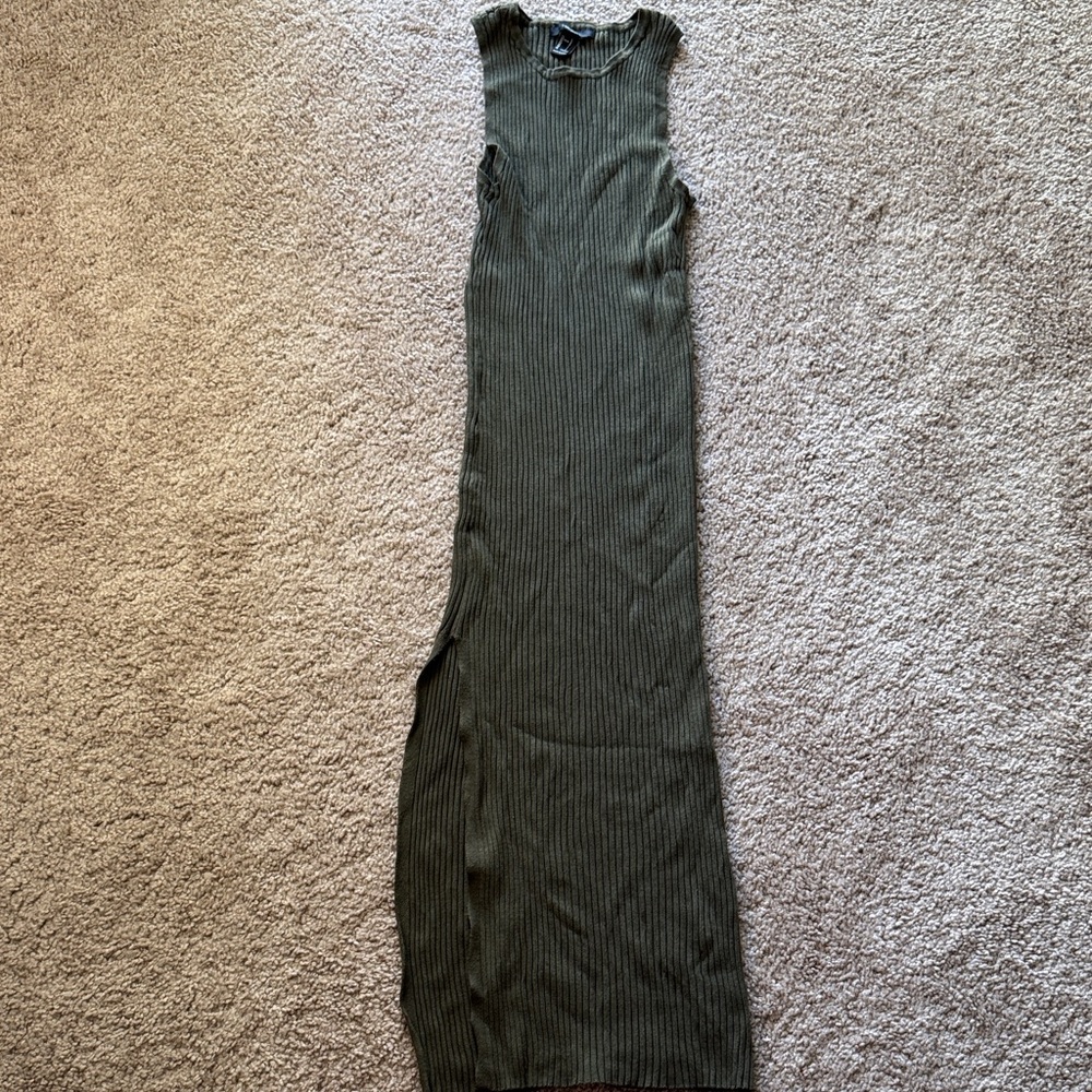 Forever 21 Olive Green Ribbed Maxi Dress